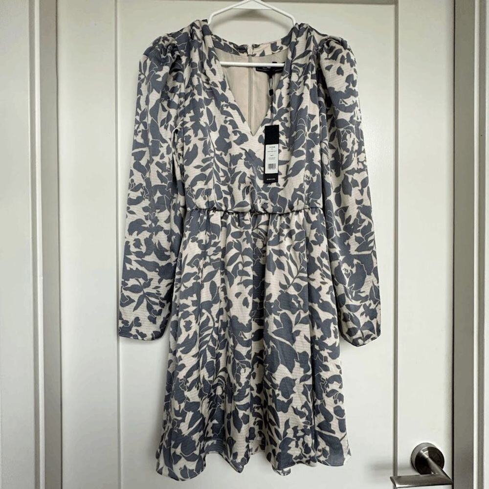 BCBGMAXAZRIA Floral Mini Dress Size 4 Long Sleeve Tie Waist NWT - Picture 4 of 13